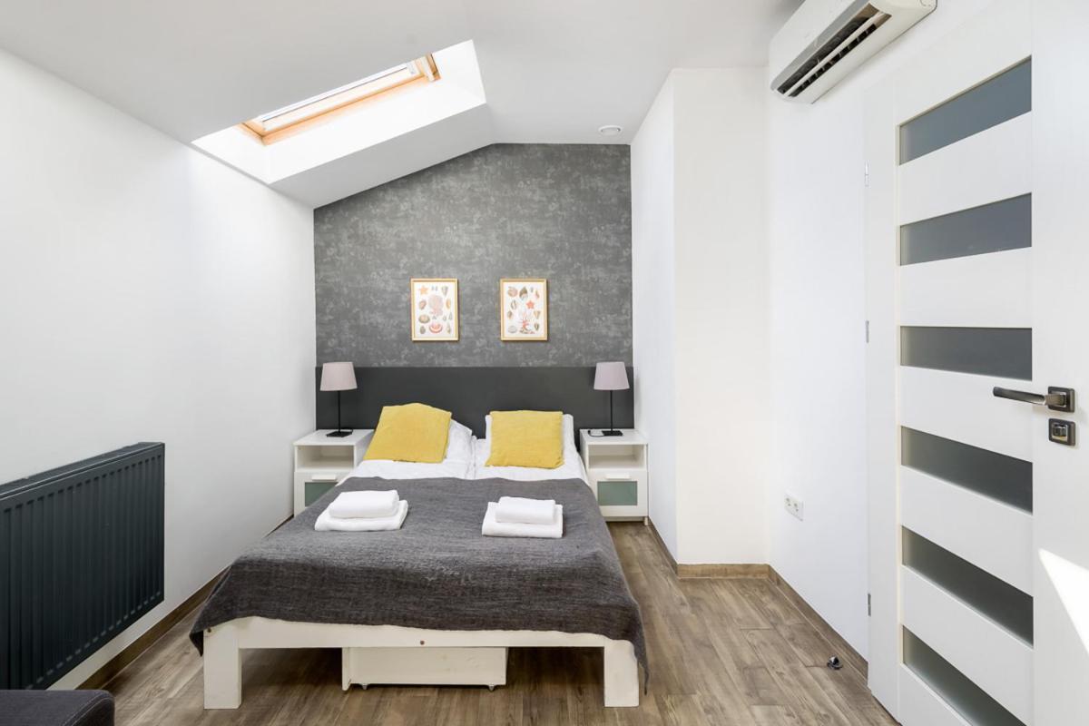 Modern Apartment In The Very Central Location 18 Krakow Bagian luar foto